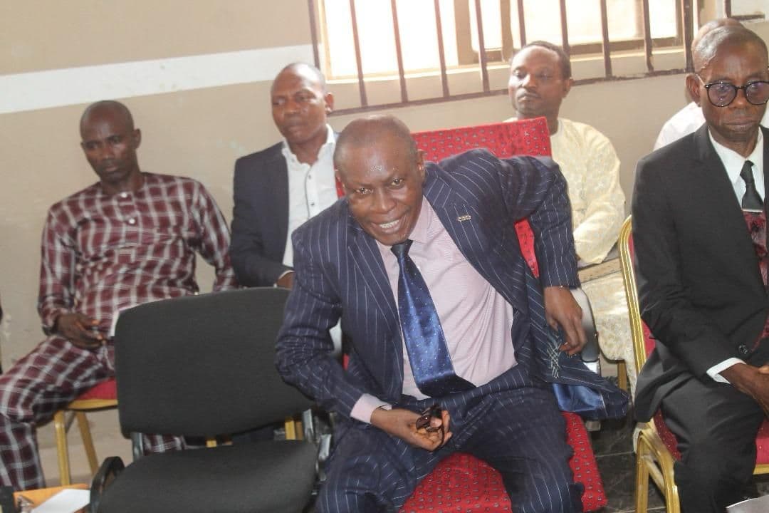 Pastor Olanusi in Church